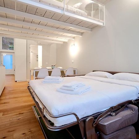 شقة Milan Design Loft Perfect For Couples المظهر الخارجي الصورة